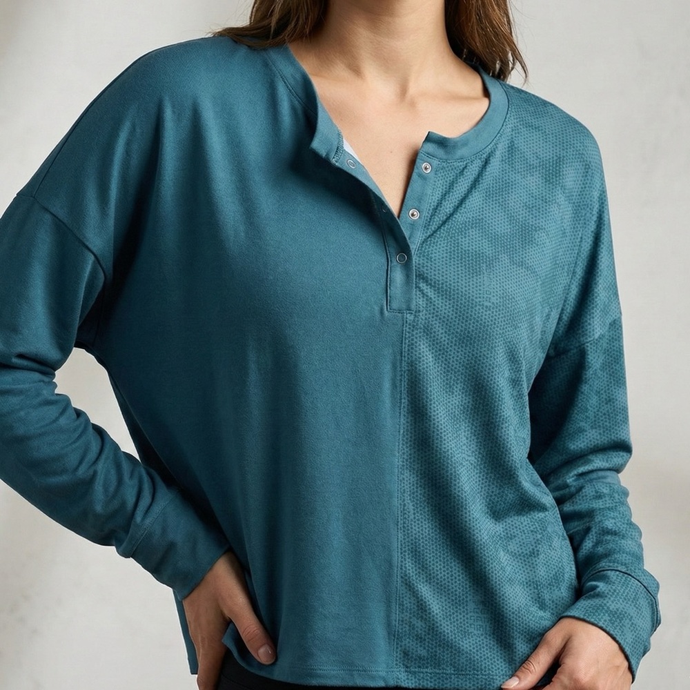 Spyder Teal Polyester Henley Color Block Digital Camo Long Sleeve Top Size XL